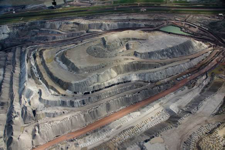 Black Thunder coal mine in Wyoming's Powder River Basin. Its owner filed for bankruptcy in January.